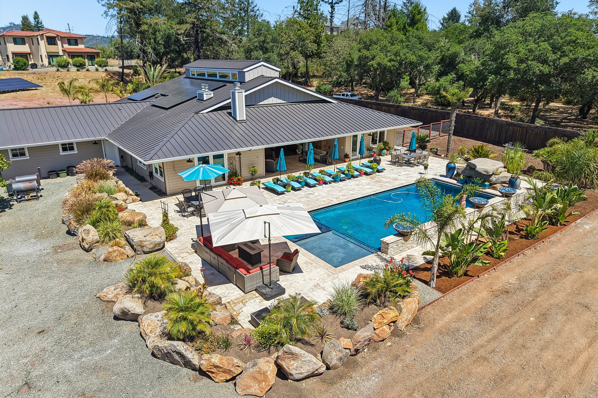 Parker Hill Rd-S1808-074.jpg