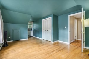 W Bend Dr-015.jpg
