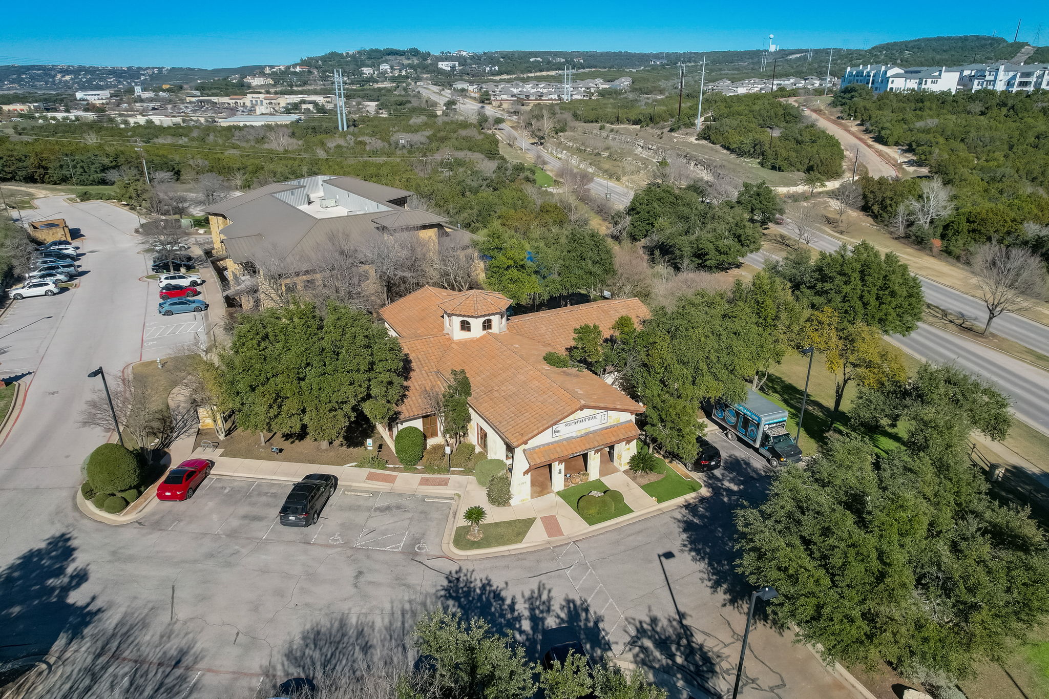 N Quinlan Park Rd-056