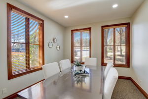 N Quinlan Park Rd-018