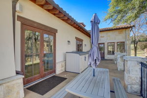 N Quinlan Park Rd-046