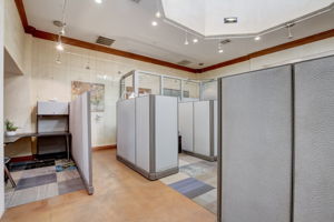 N Quinlan Park Rd-025