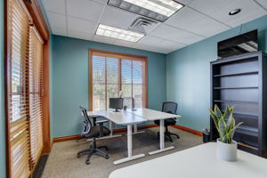 N Quinlan Park Rd-041