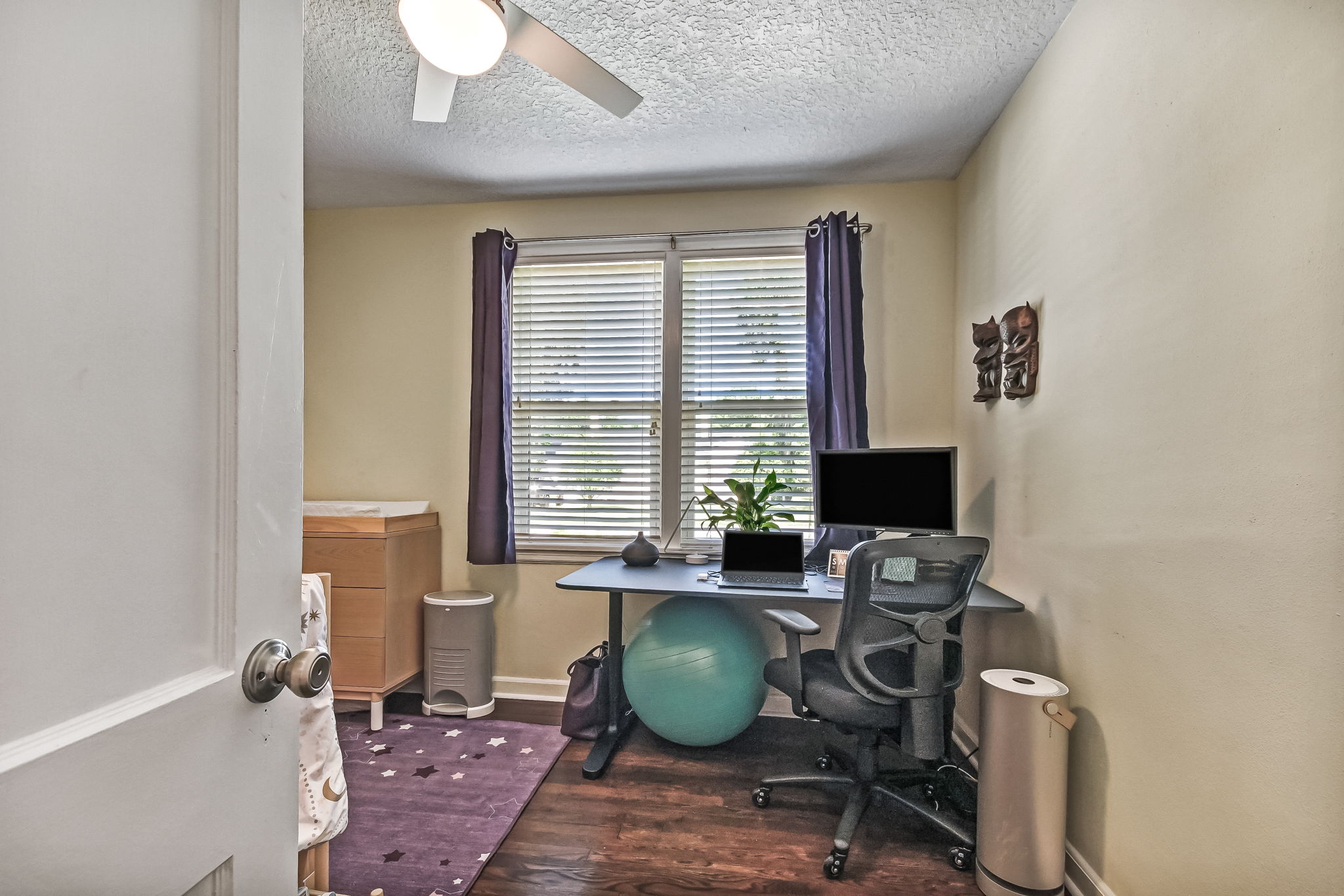 Bedroom/Office