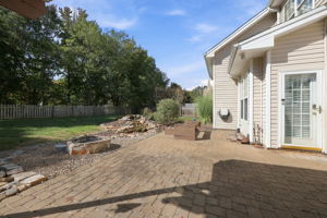  Photo 48