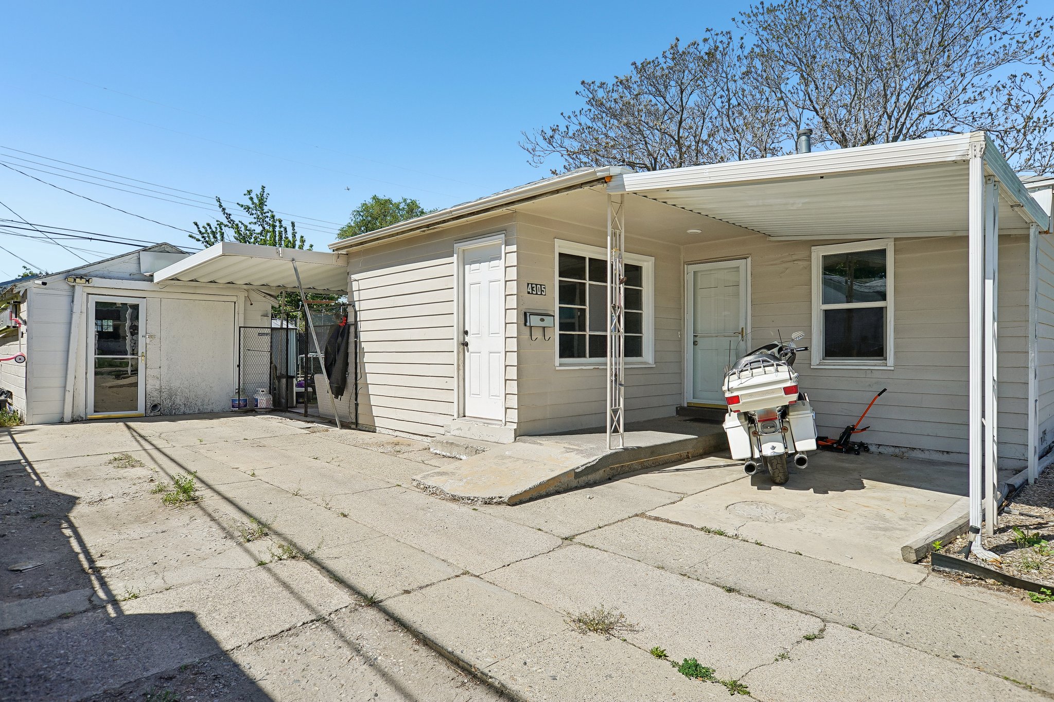Covered Porch & Detached Garage/Gym.jpg