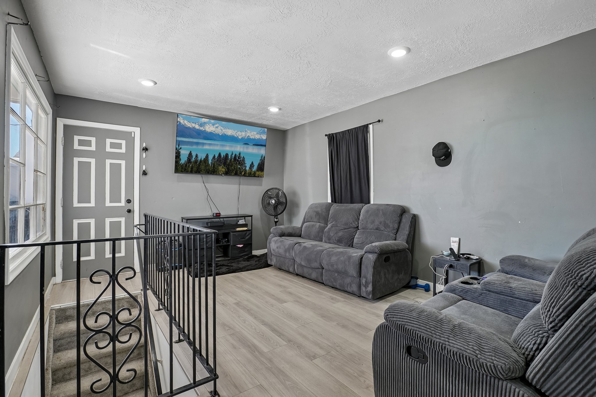 Main Level Living Room.jpg