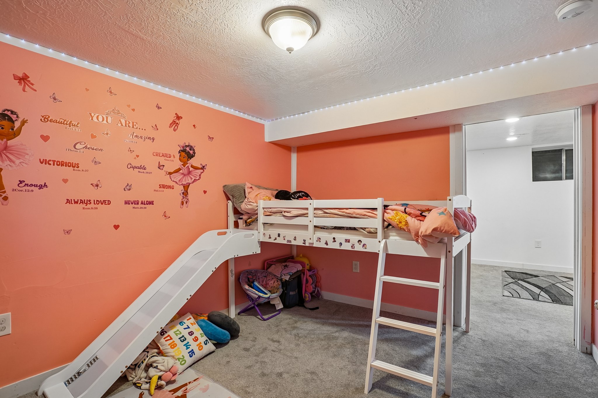 Downstairs Bedroom 4.jpg