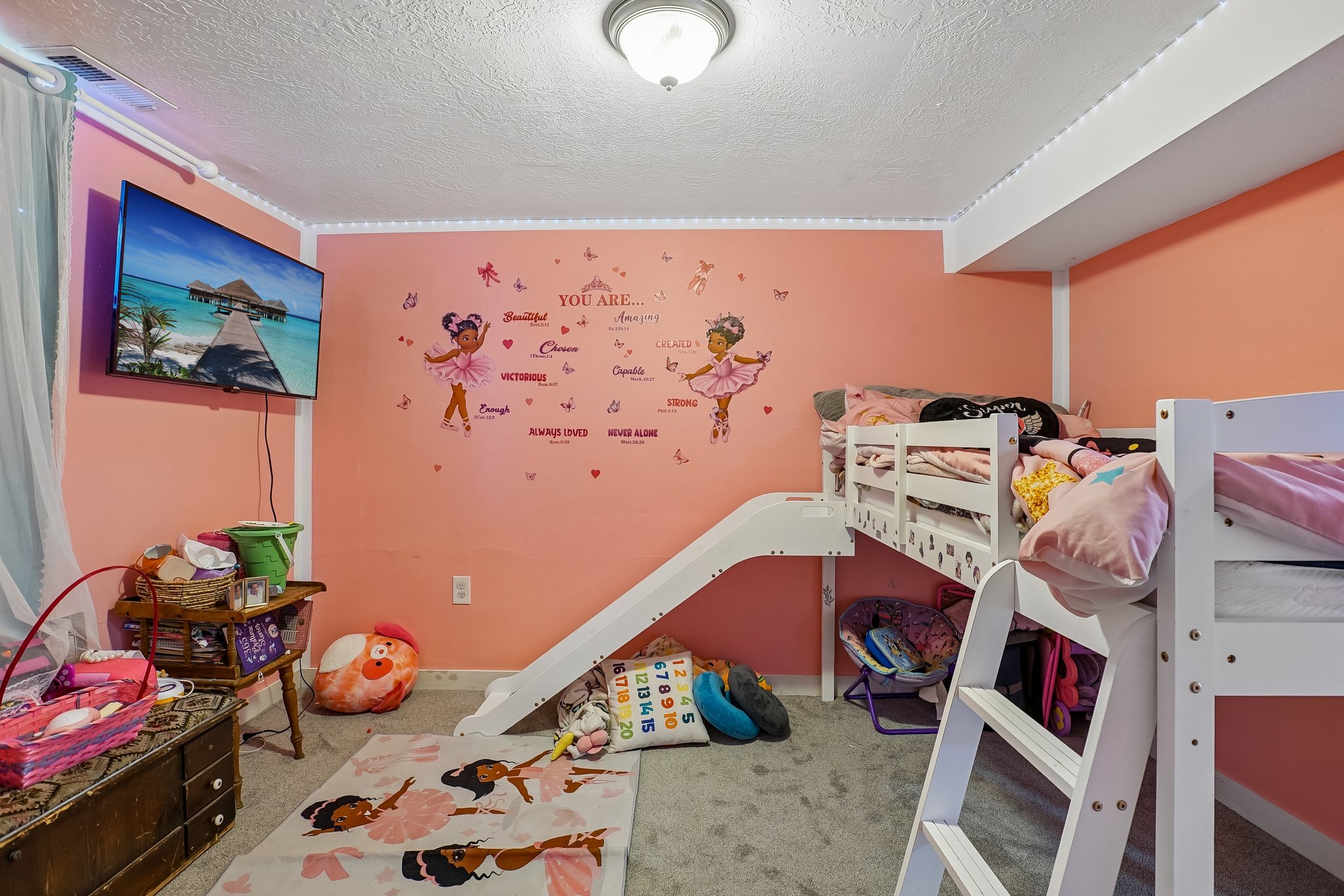 Downstairs Bedroom 4.jpg