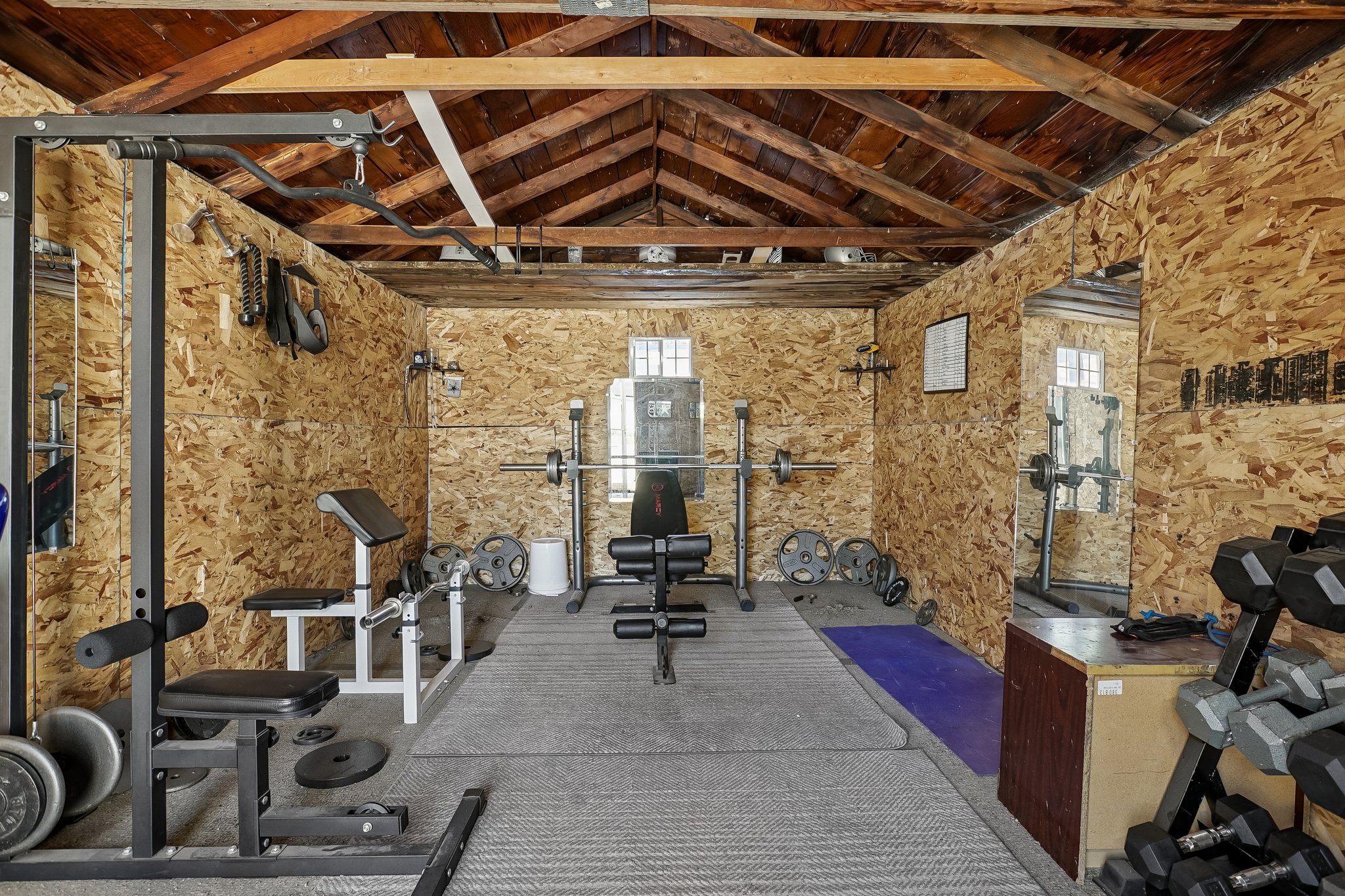 Full Gym in Detached Garage.jpg