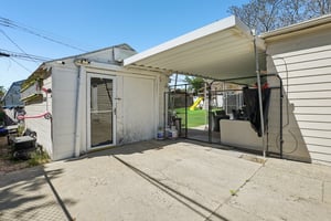Door into Gym/Garage.jpg