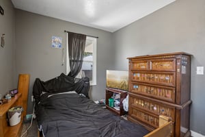 Upstairs Bedroom 1.jpg