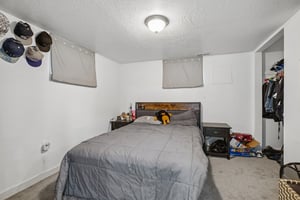 Downstairs Bedroom 3.jpg