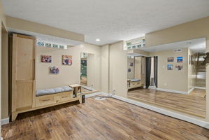  Photo 37