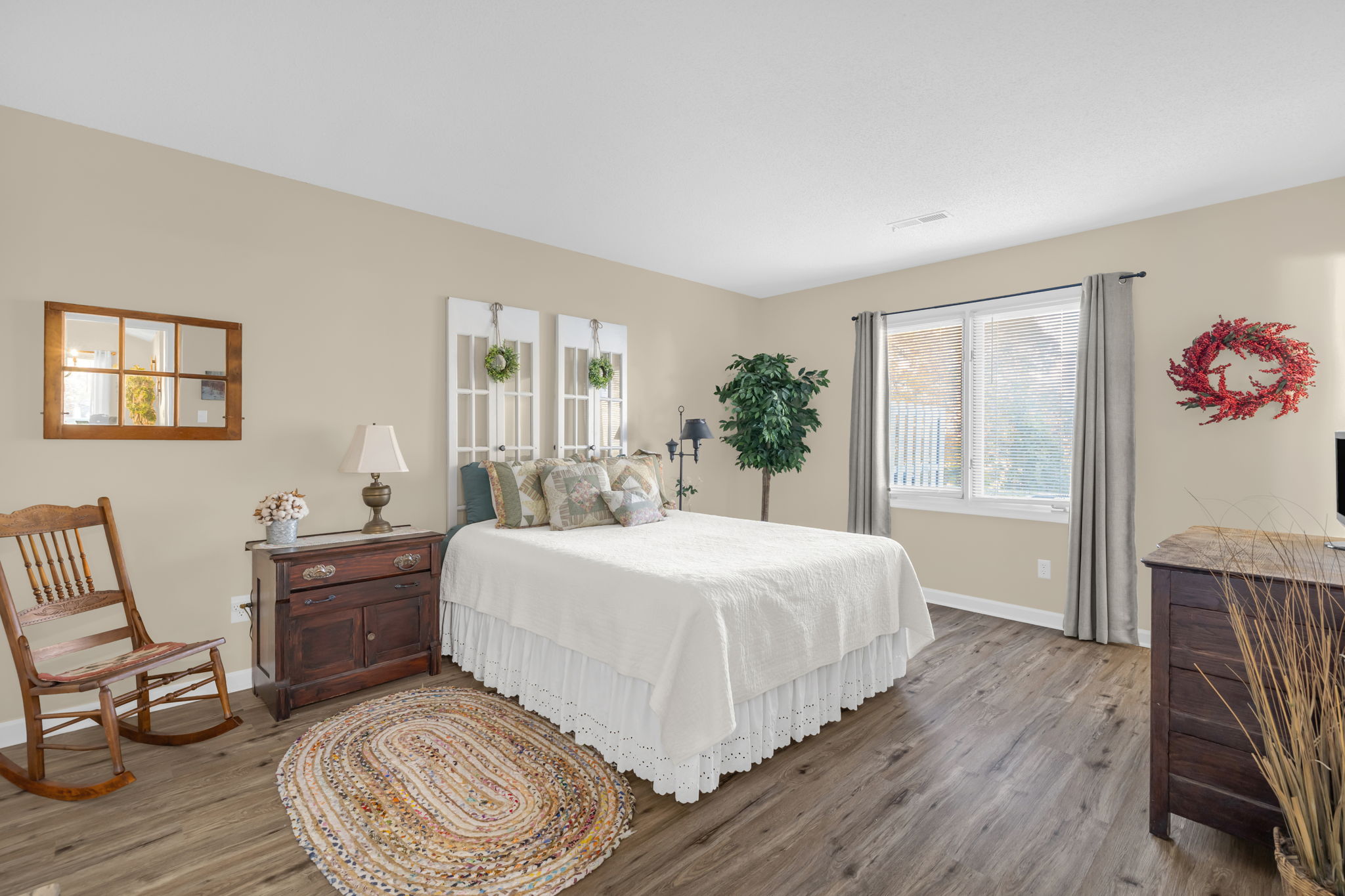 4306 Sullivan's Lake Dr-18