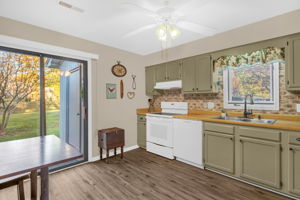 4306 Sullivan's Lake Dr-13