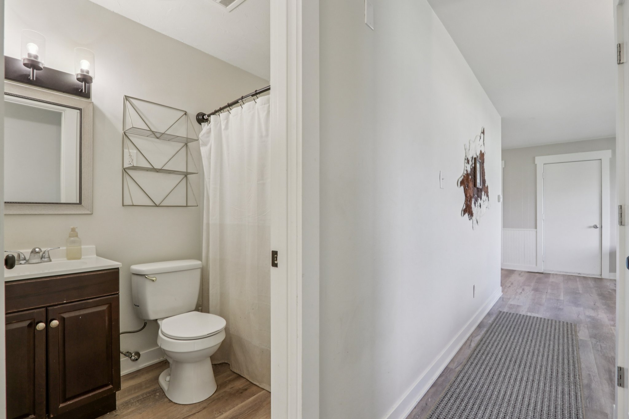 Cottage Ave-S0704-015.jpg