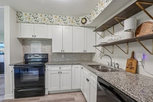 Cottage Ave-S0704-012.jpg