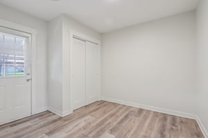 Cottage Ave-S0704-014.jpg