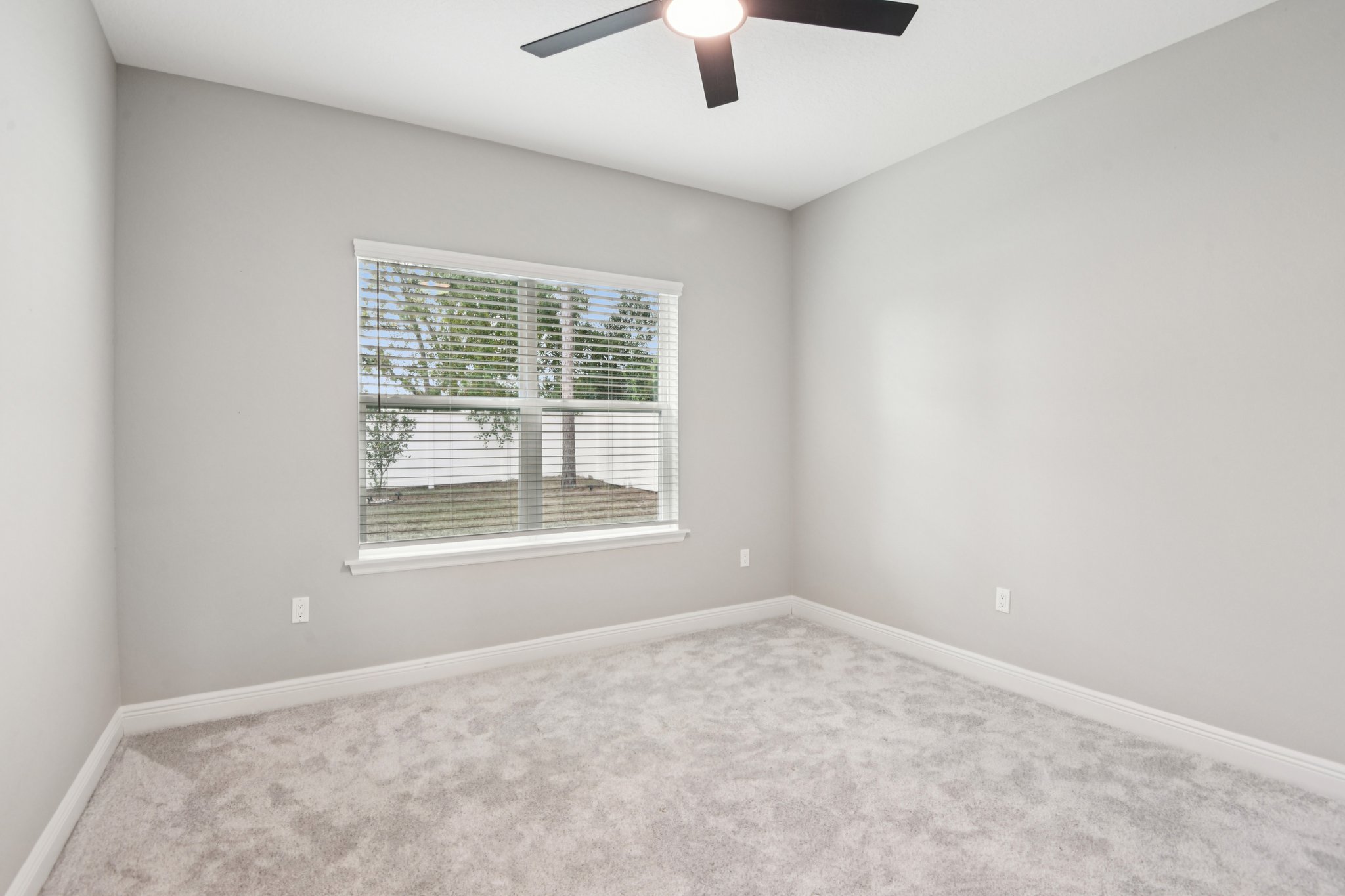 Dristol Ave-S0110-021.jpg