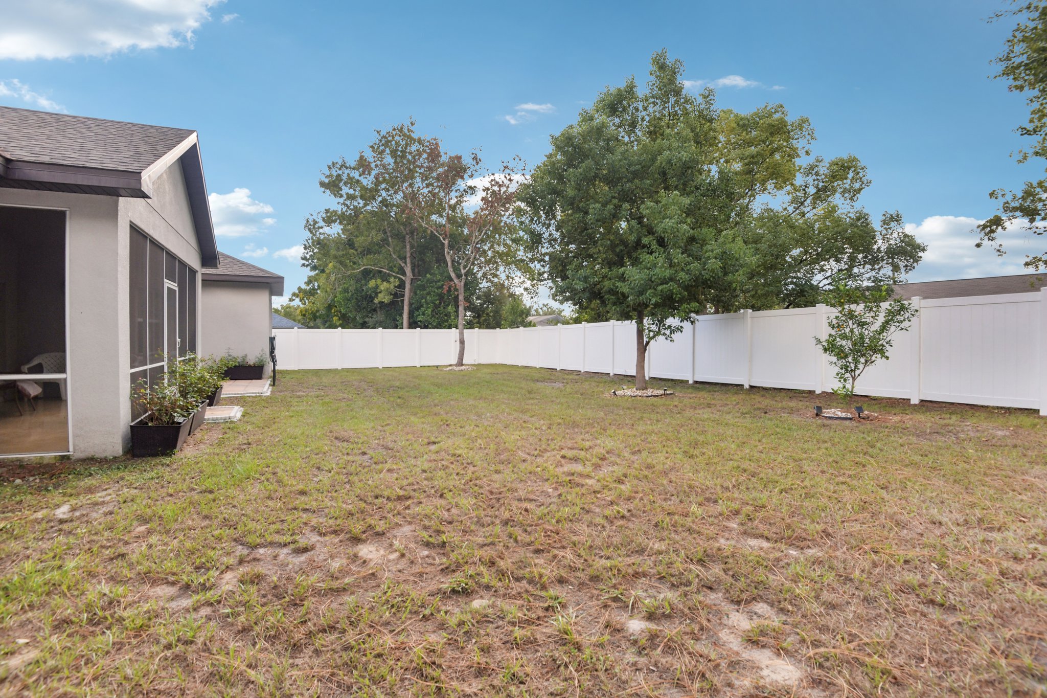 Dristol Ave-S0110-036.jpg