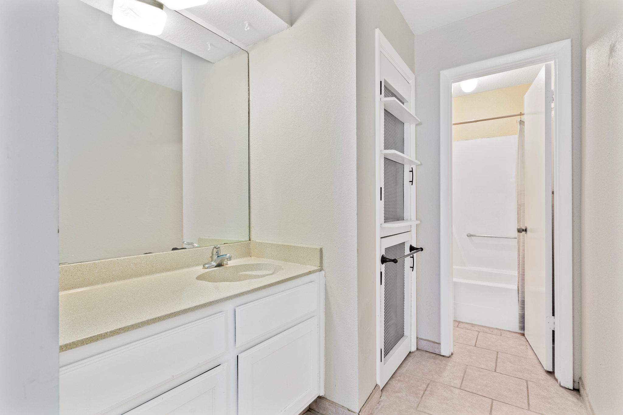 4307 S 1st St, Austin, TX 78745, USA Photo 21