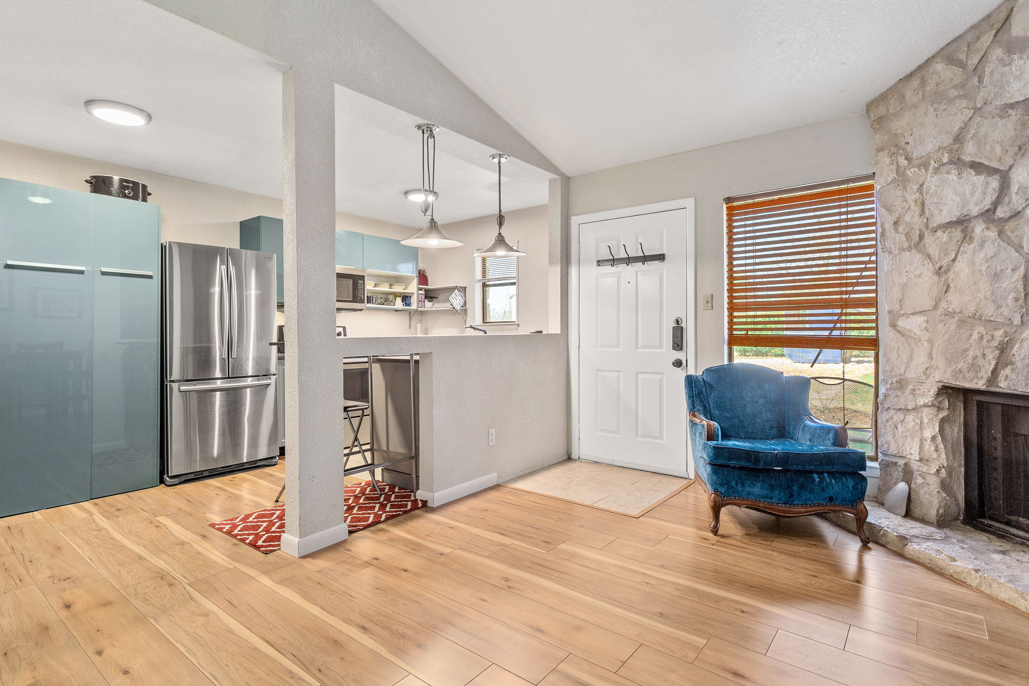 4307 S 1st St, Austin, TX 78745, USA Photo 6