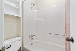 4307 S 1st St, Austin, TX 78745, USA Photo 19