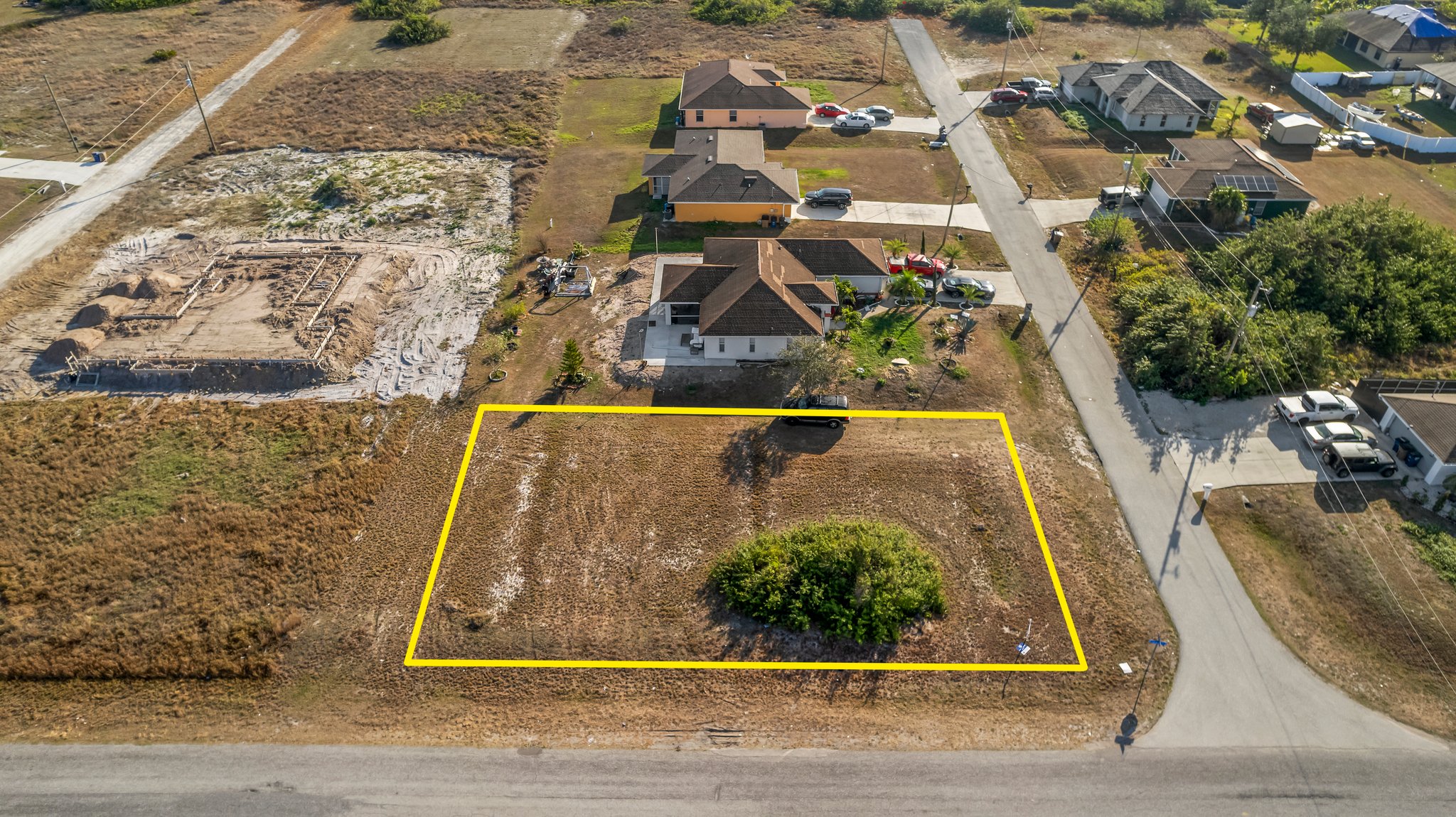 Drone Shot 2_With Lot Line.jpg