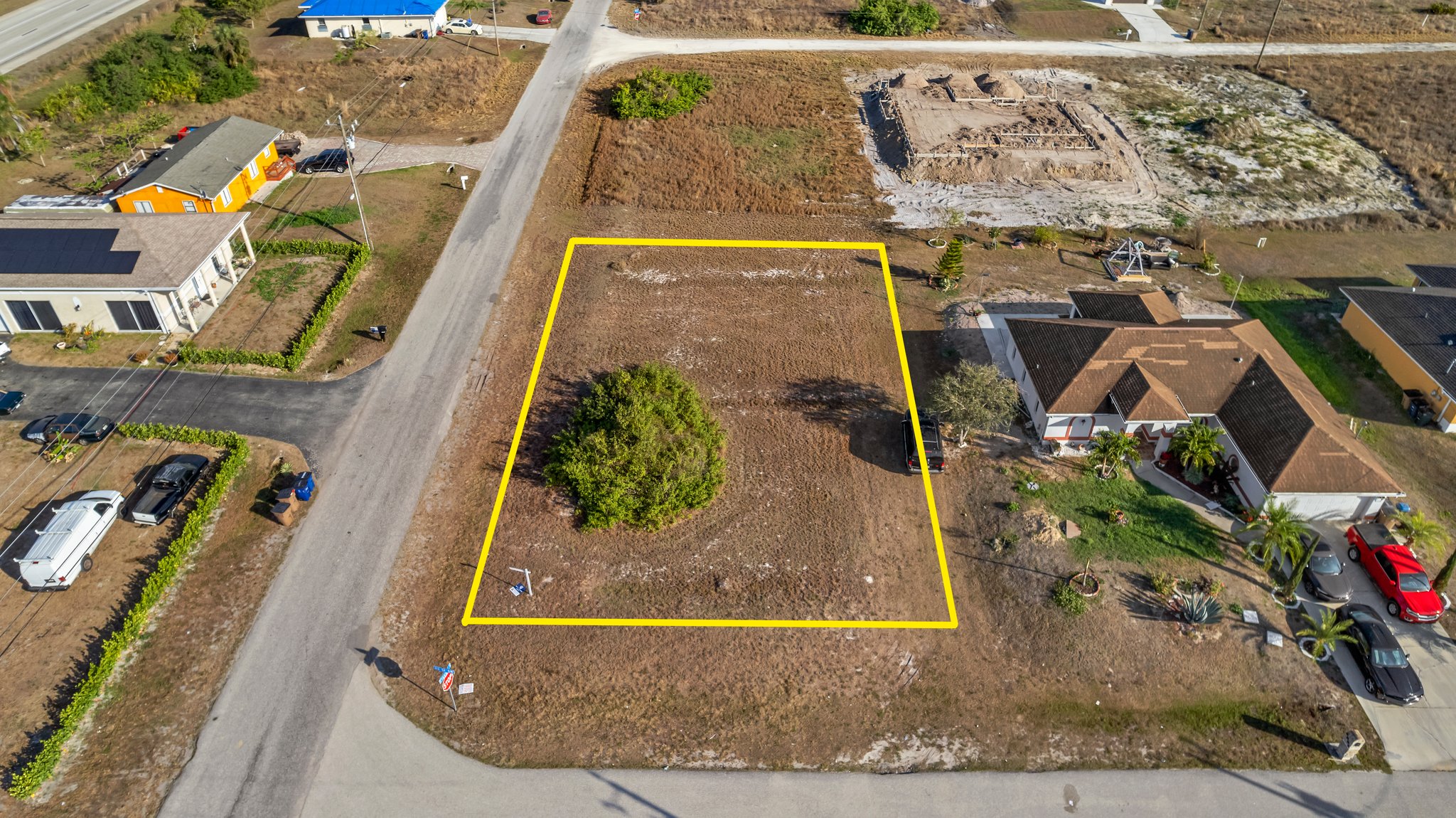 Drone Shot 1_With Lot Line.jpg