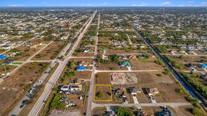 Drone Shot 6_With Lot Line.jpg