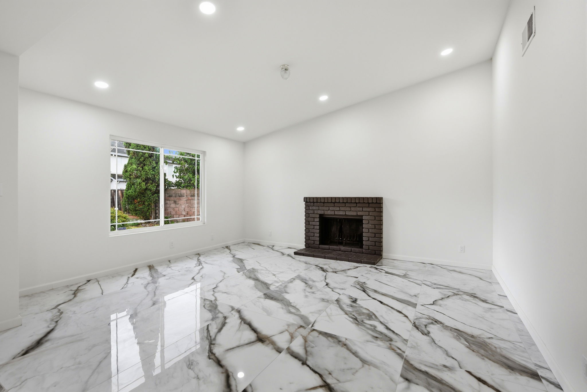 005_F8_4308 Granite Ct