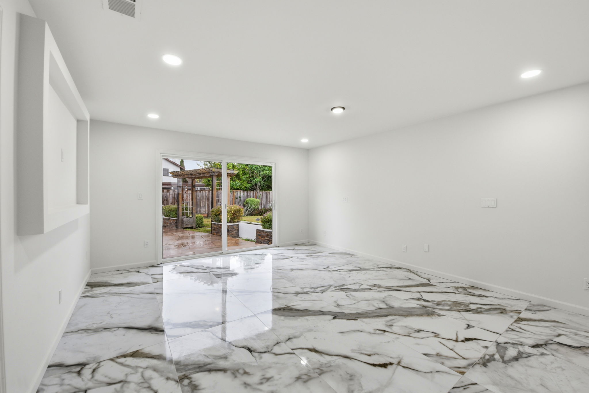 020_F8_4308 Granite Ct