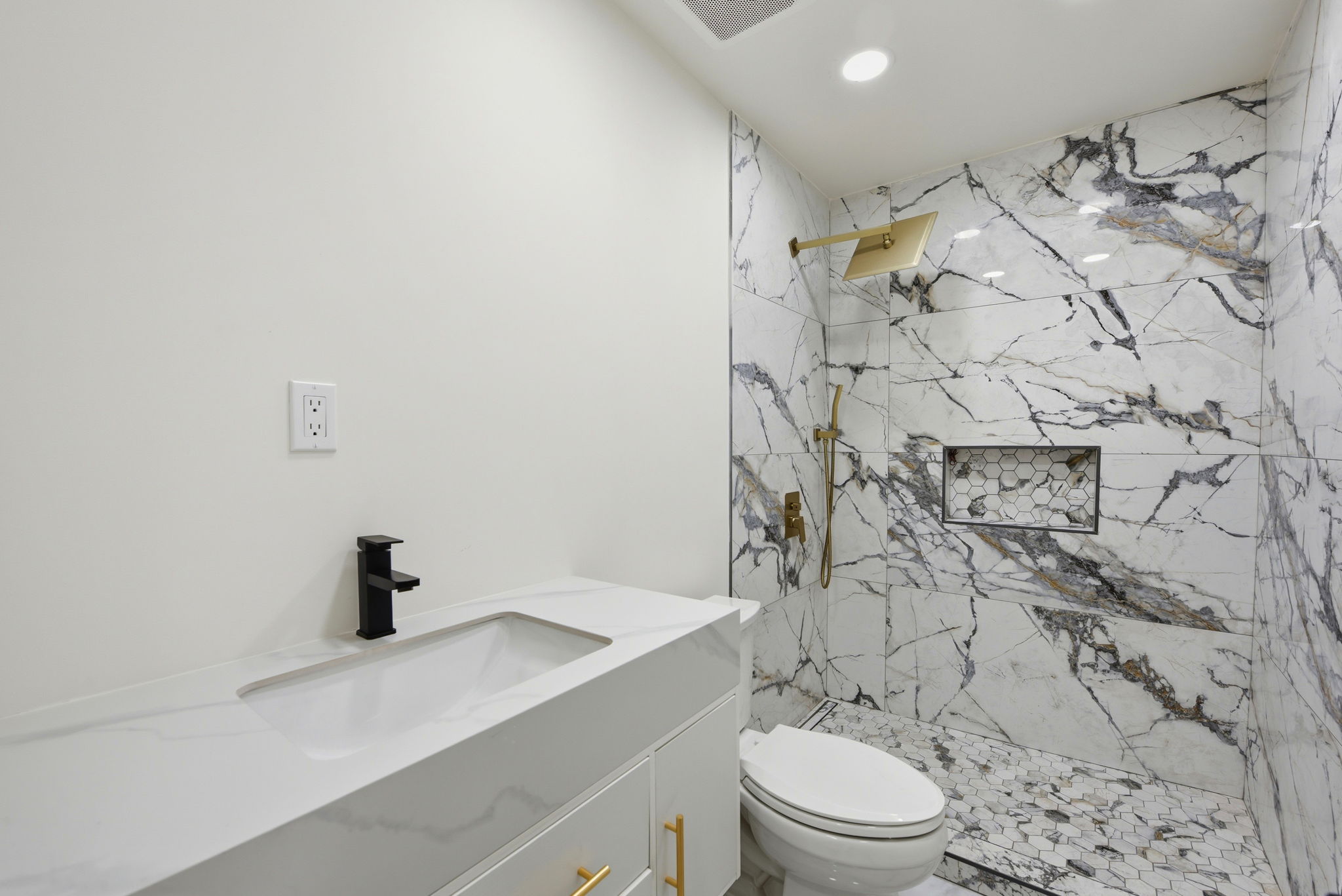 034_F8_4308 Granite Ct