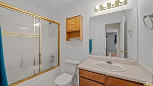  Photo 4