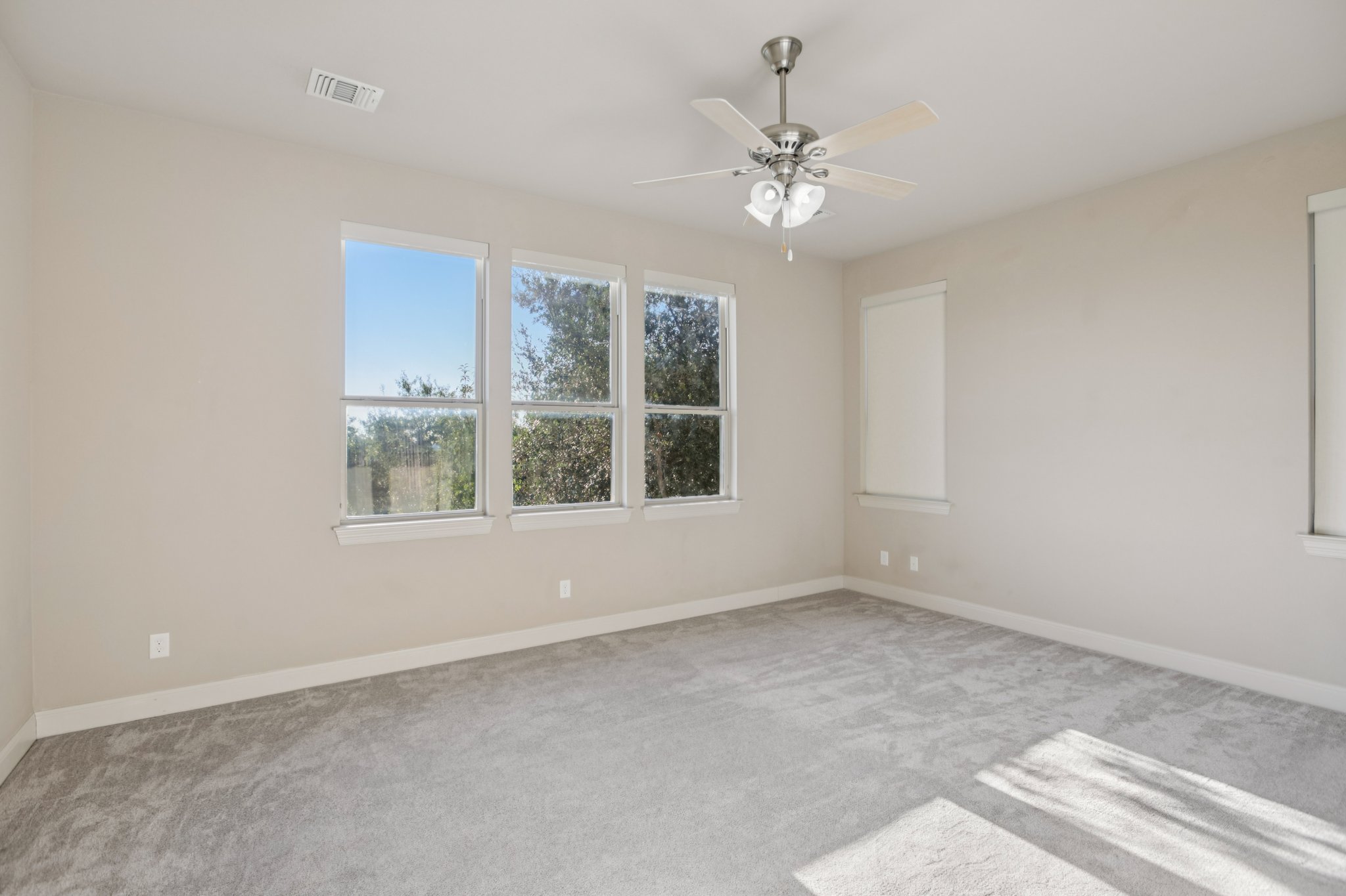 Vista Verde Dr-L1510-021.jpg