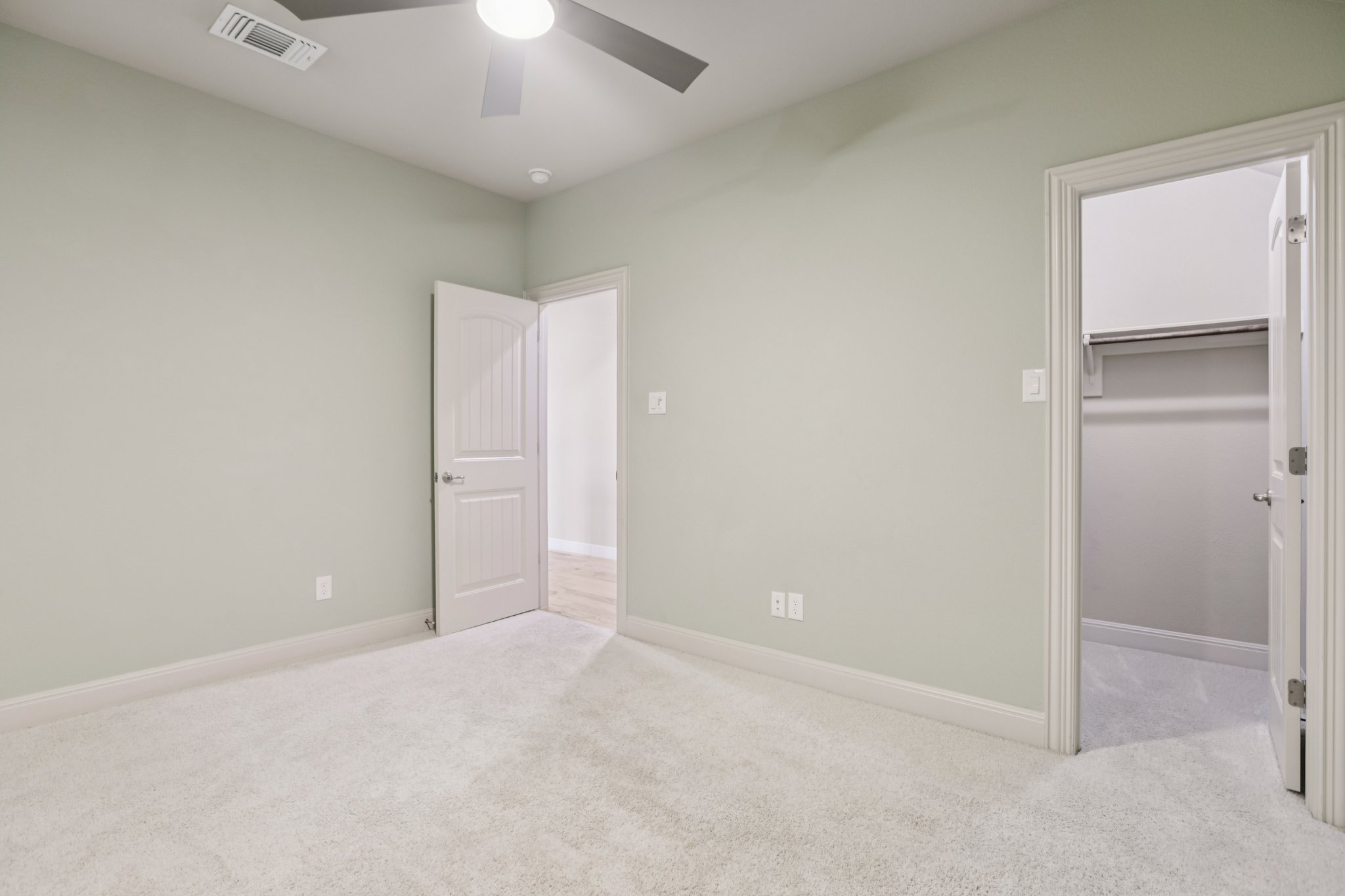 Vista Verde Dr-L1510-039.jpg