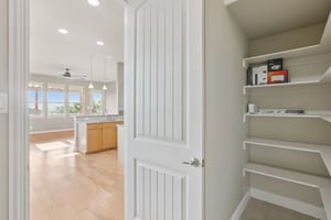 Vista Verde Dr-L1510-019.jpg