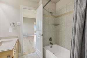Vista Verde Dr-L1510-035.jpg