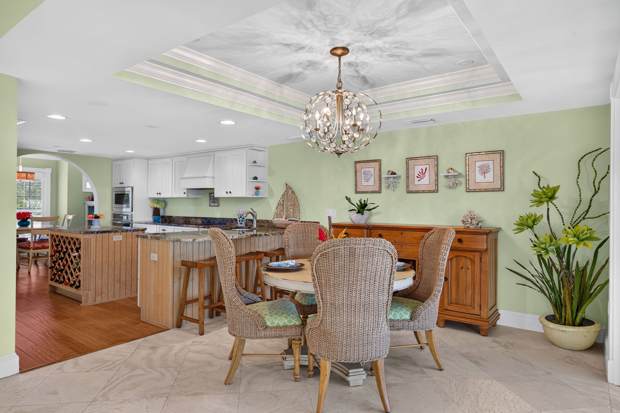 Dining Room 1 of 2