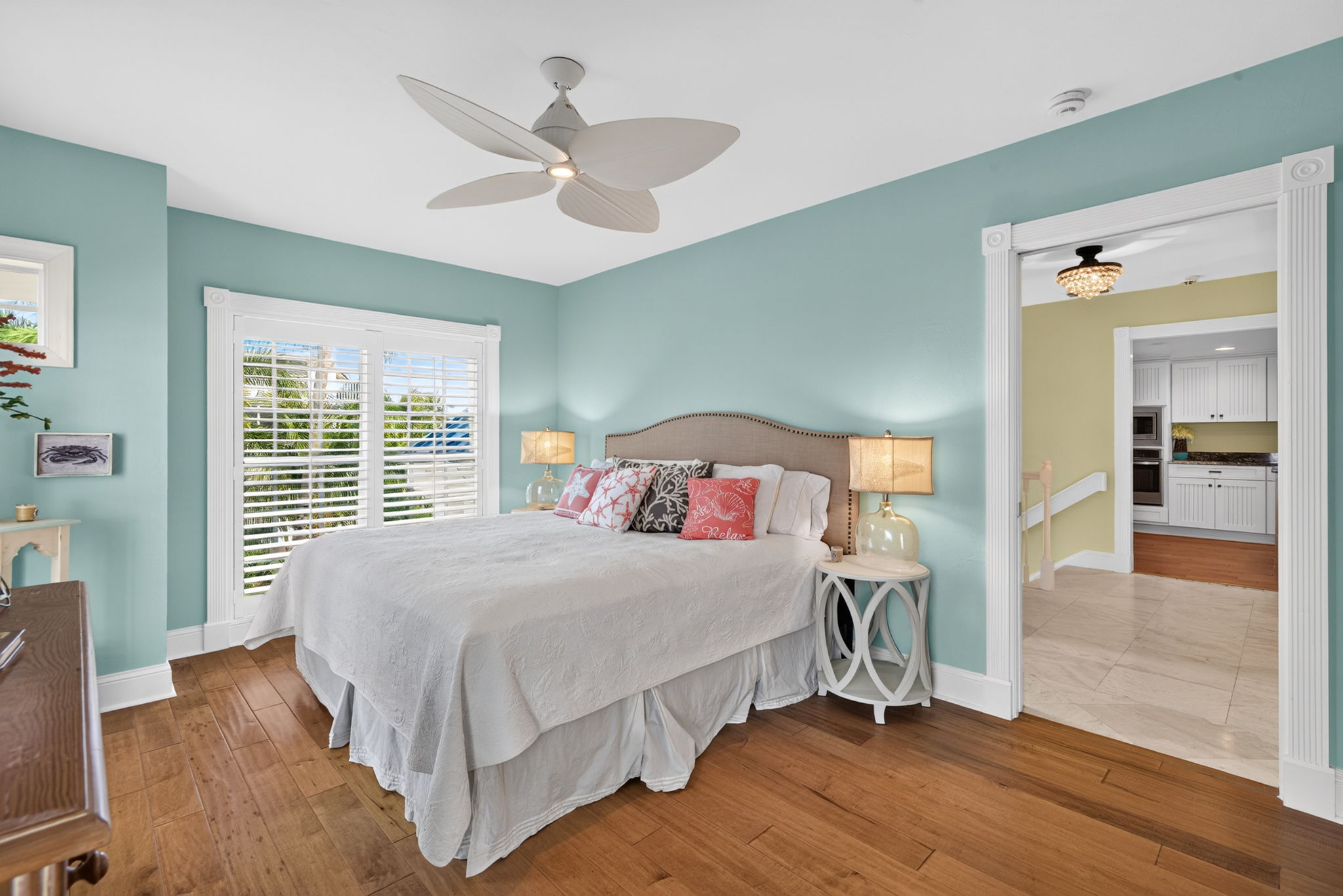Guest Bedroom 4 - 2 of 2