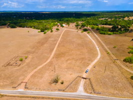 431 Glass Ln, Bastrop, TX 78602, USA Photo 81