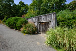  Photo 32