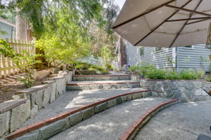  Photo 49