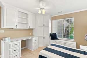 029_F8_4310 Canyon Crest Rd W