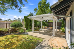 039_F8_4310 Canyon Crest Rd W