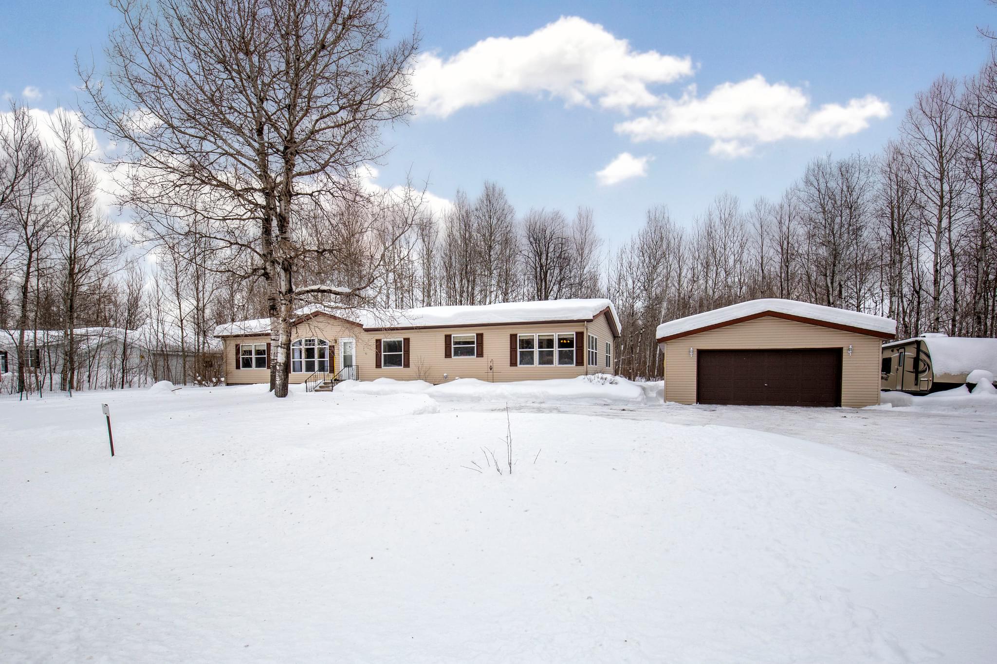 4310 Dahl Rd, Hermantown, MN 55811 Duluth Visuals