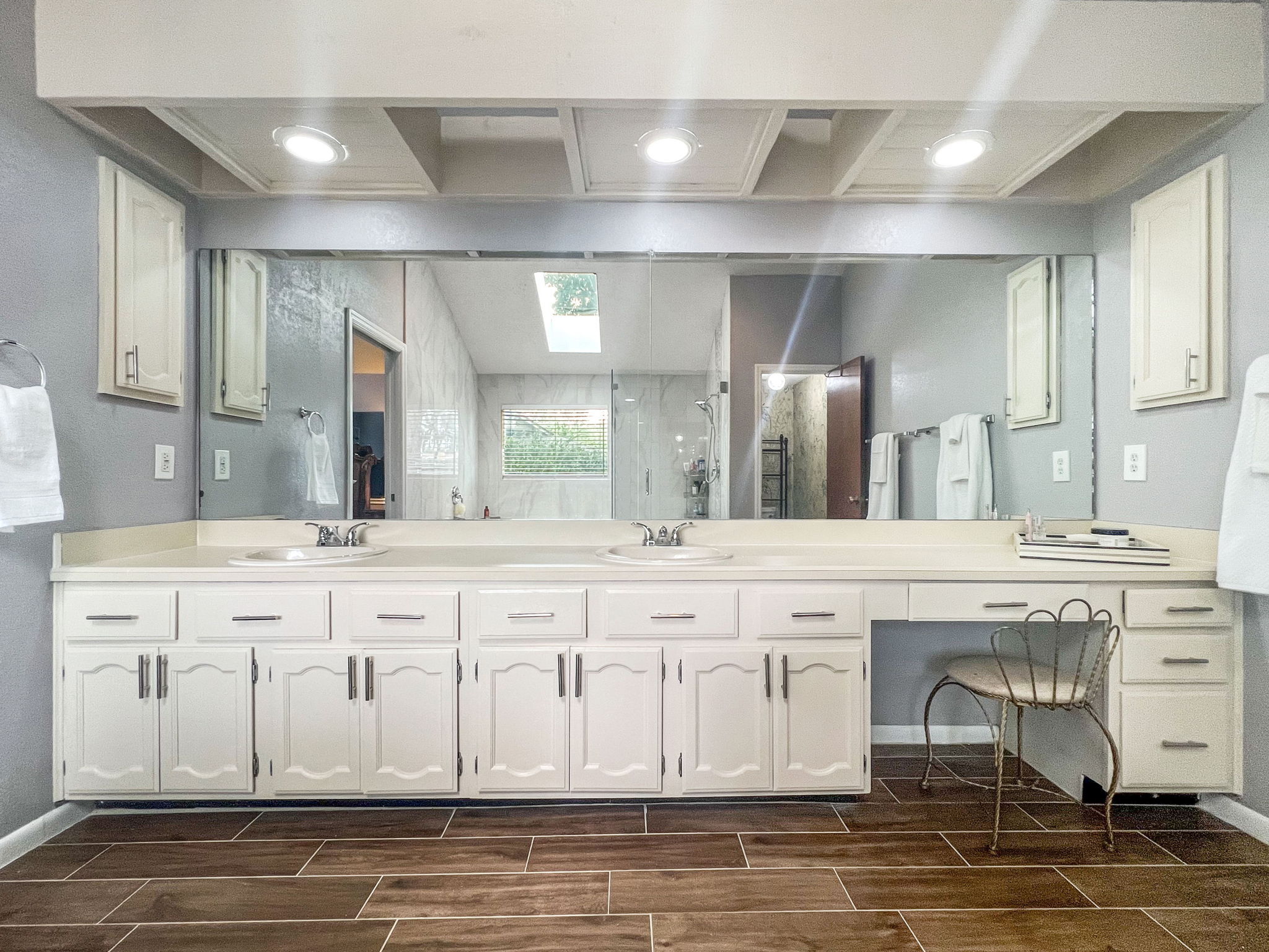 Bathroom 1 - IMG_2860