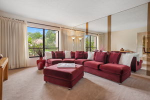 Family Room - 495A1906 (1)