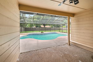 Back Pool - 495A2010 (1)